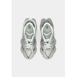 New Balance UNISEX Baskets basses grey