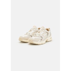 New Balance MR530 UNISEX Baskets basses bone