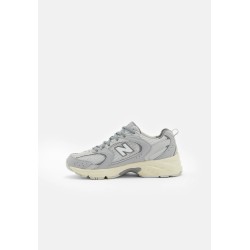 New Balance MR530 UNISEX Baskets basses grey