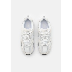 New Balance MR530 UNISEX Baskets sea salt