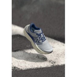 New Balance FRESH FOAM X KAIHA ROAD Chaussures de running sur route grey