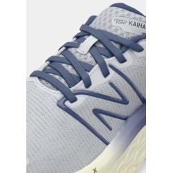 New Balance FRESH FOAM X KAIHA ROAD Chaussures de running sur route grey