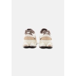 New Balance U9060 UNISEX Baskets basses