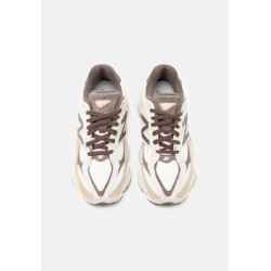 New Balance U9060 UNISEX Baskets basses