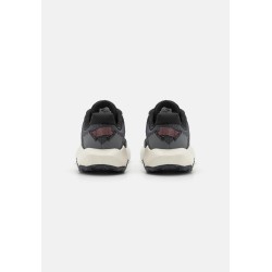 New Balance DYNASOFT NITREL V6 Chaussures de running black