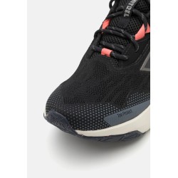 New Balance DYNASOFT NITREL V6 Chaussures de running black