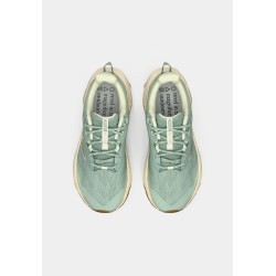 New Balance DYNASOFT NITREL V6 Chaussures de running mosaic green