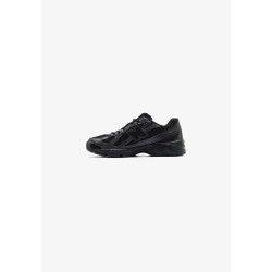 New Balance U740 UNISEX Baskets basses black
