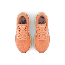 New Balance FRESH FOAM X MORE V6 Chaussures de running sur route peach nectar