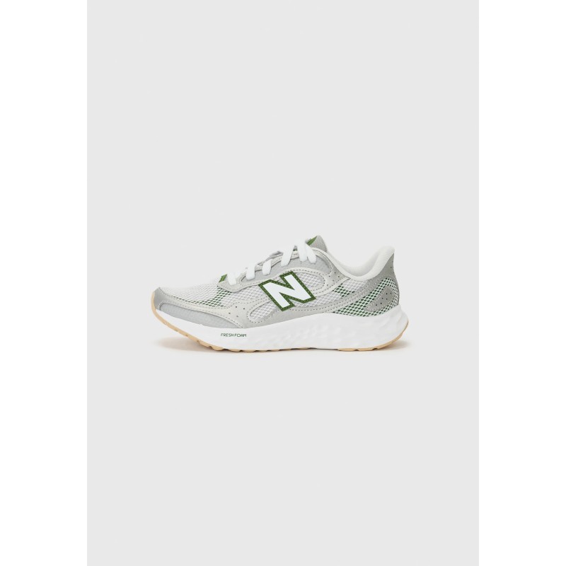 New Balance FRESH FOAM ARISHI V4 Chaussures de running sur route raincloud