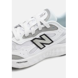New Balance FRESH FOAM ARISHI V4 Chaussures de running sur route white