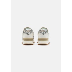 New Balance WL574 Baskets basses sea salt