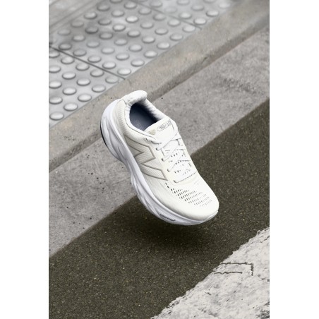 New Balance FRESH FOAM X 1080 V14 Chaussures de running sur route white red