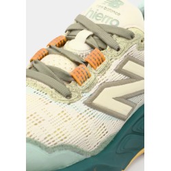 New Balance FRESH FOAM X HIERRO V9 Chaussures de running calcium