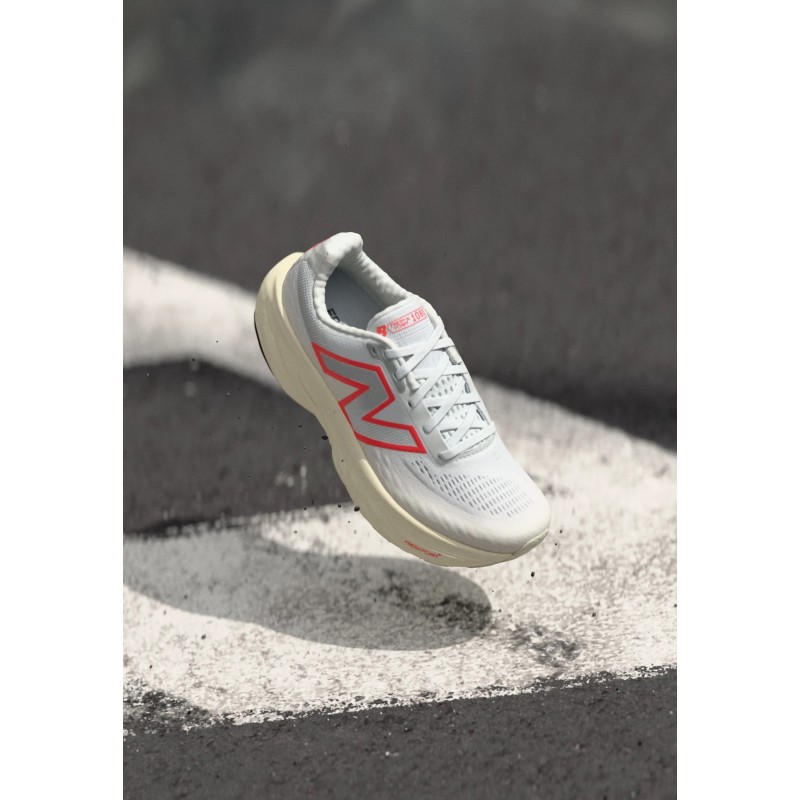 New Balance FRESH FOAM X 1080 V14 Chaussures de running sur route white/grey/blue